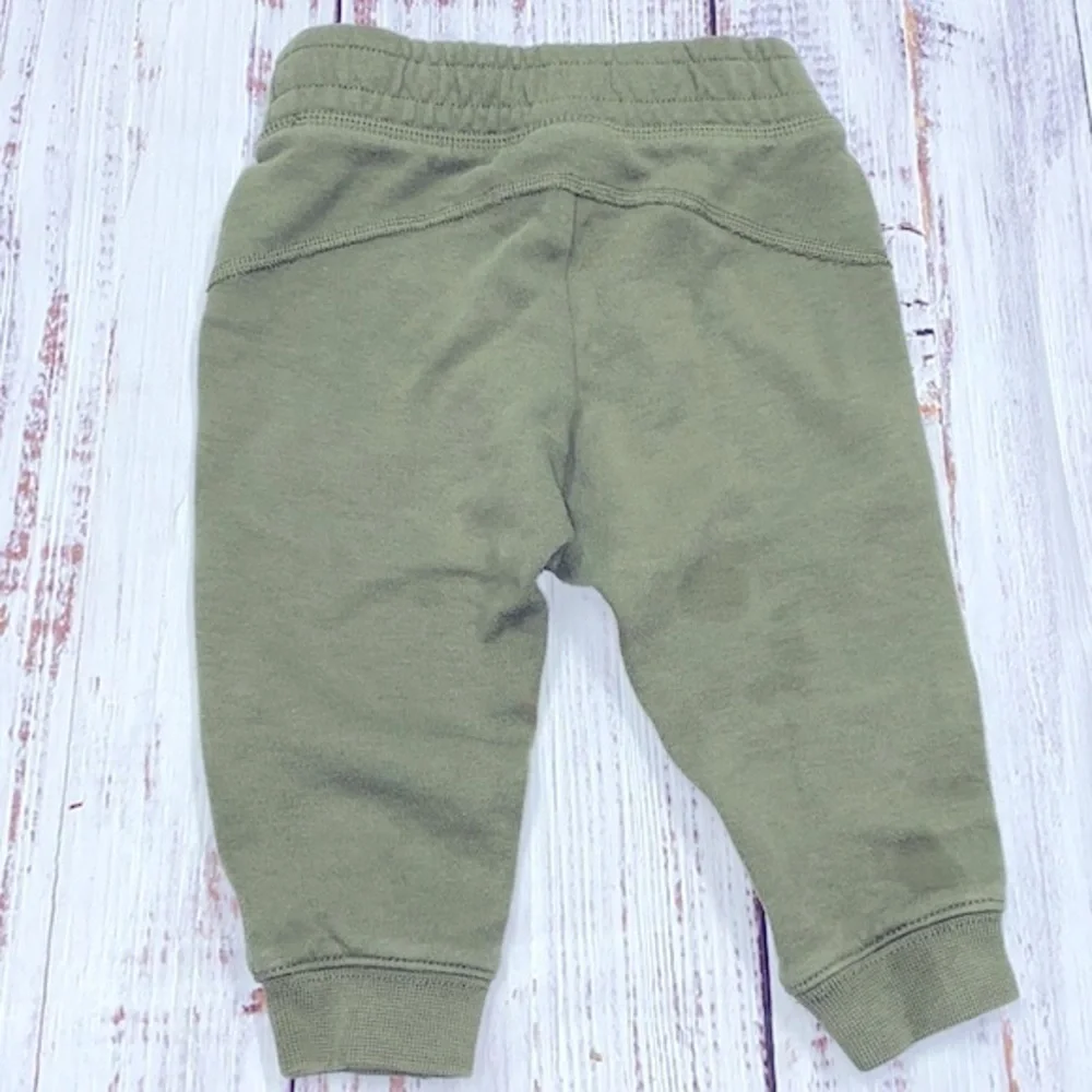 Gap fit olive green joggers size 12-18 months